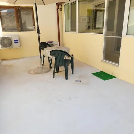Danaya's * Βάρνα