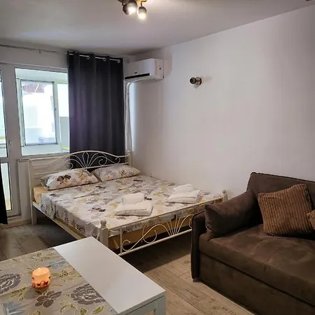 Danaya's * Varna